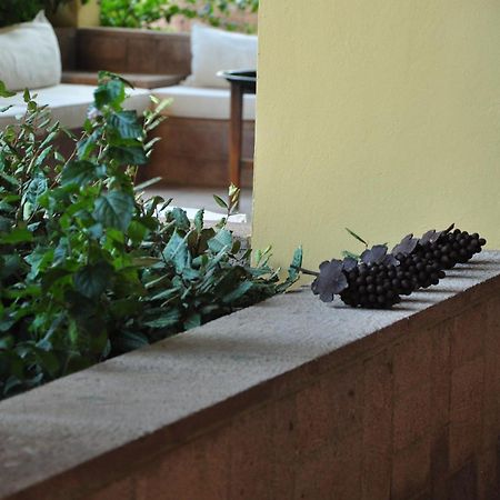 Palm Court Suites Ayvalik Exterior photo