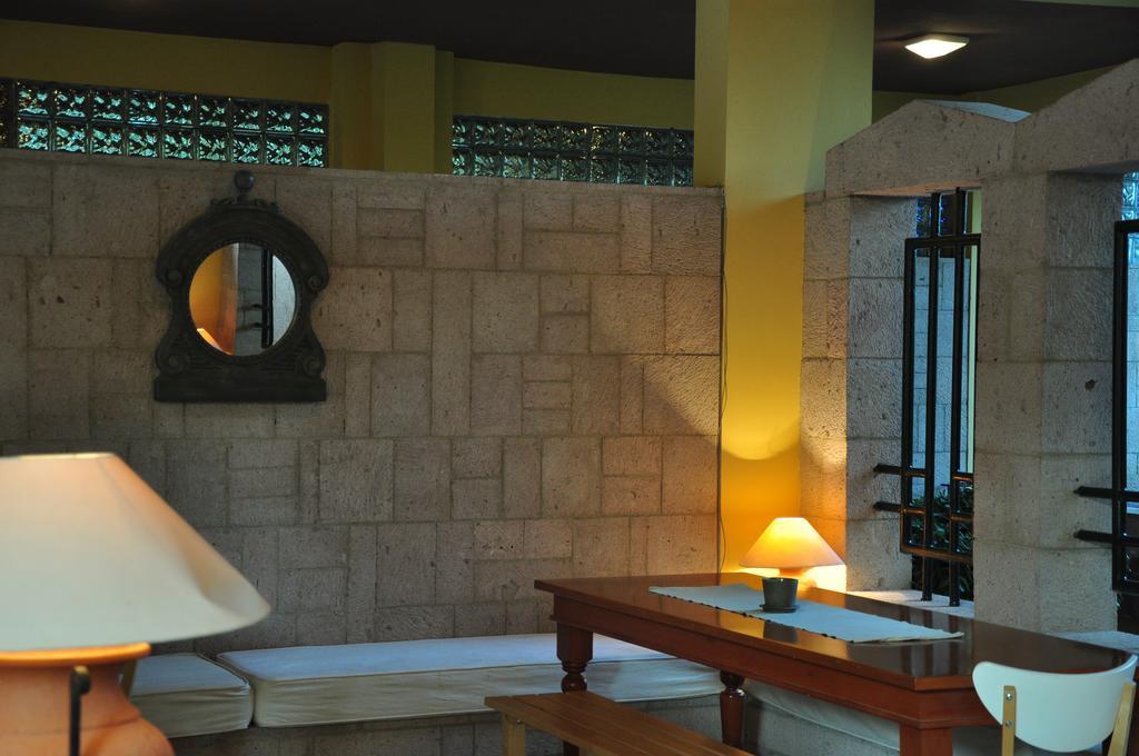 Palm Court Suites Ayvalik Exterior photo
